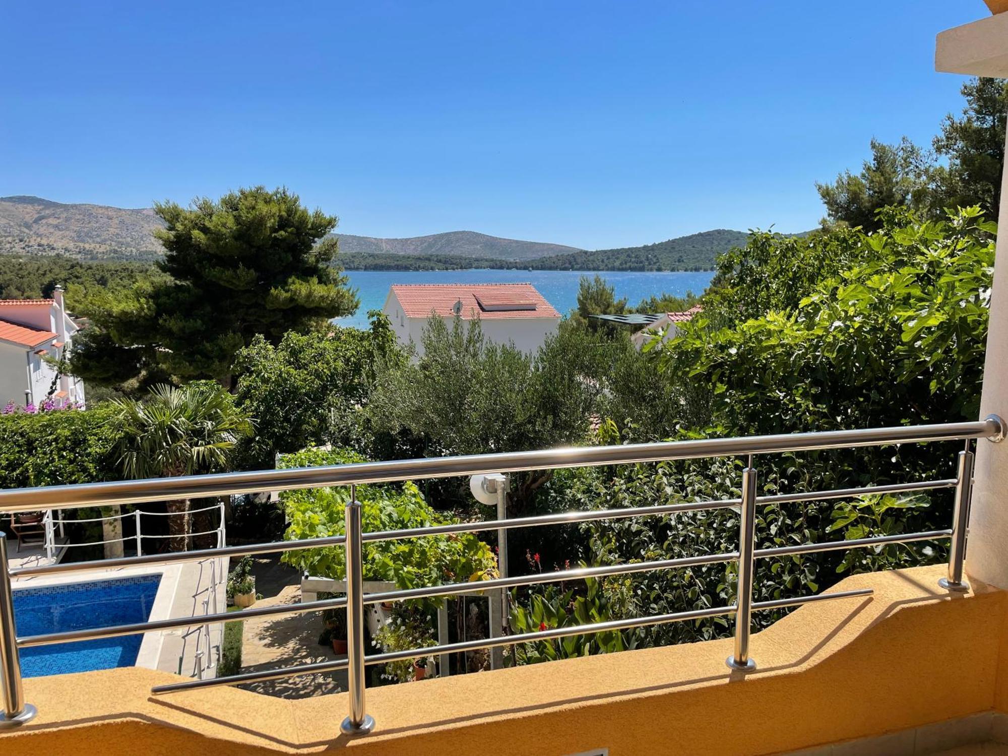 Apartments Villa Ra Zaboric Eksteriør bilde