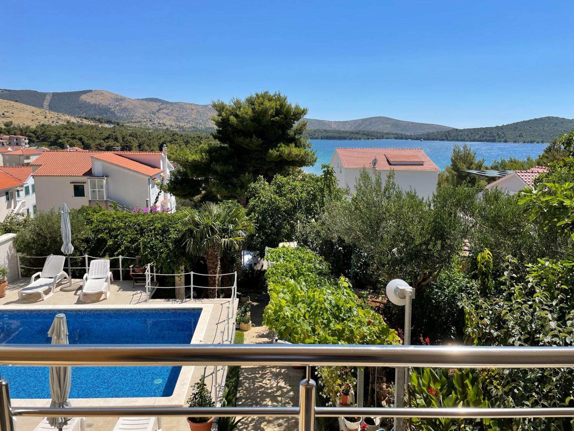 Apartments Villa Ra Zaboric Eksteriør bilde