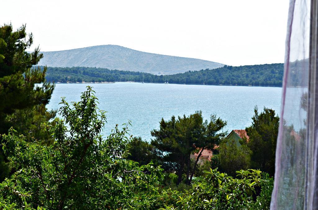 Apartments Villa Ra Zaboric Eksteriør bilde