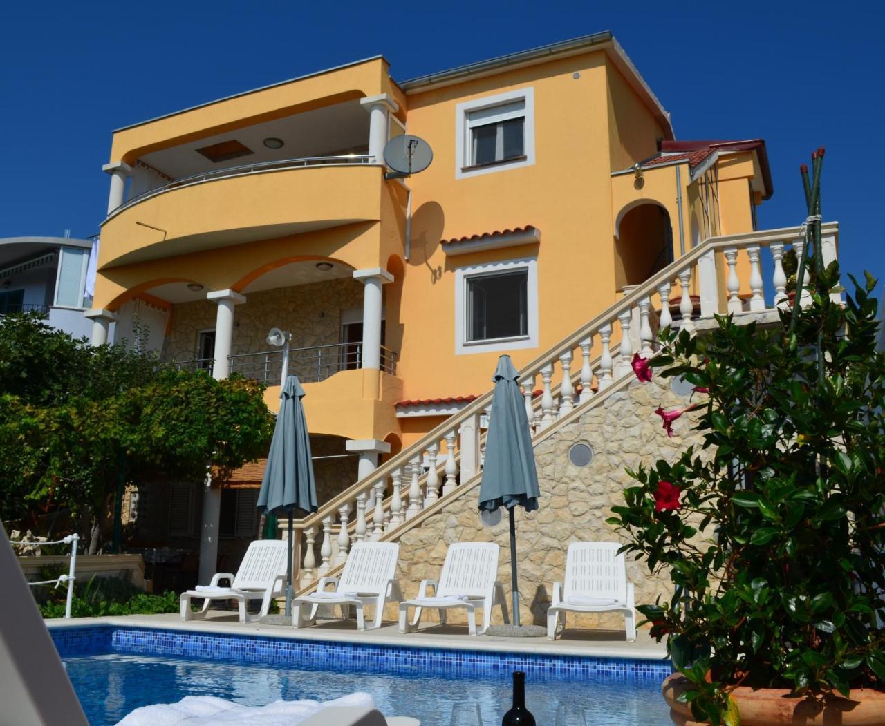 Apartments Villa Ra Zaboric Eksteriør bilde